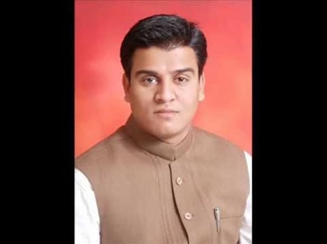 Warrant against Irfan Solanki